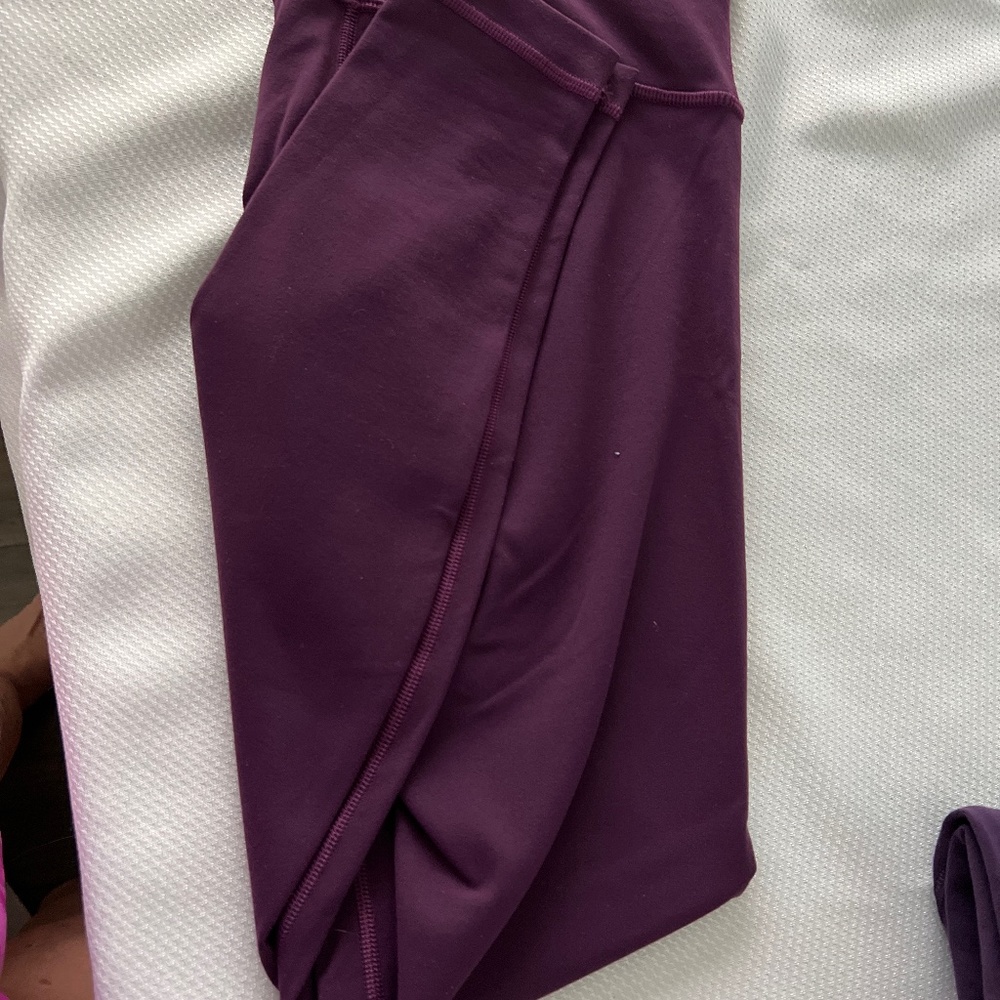 Lululemon align high rise size 6  31inch length